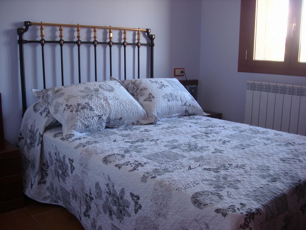 Gasthaus Casa Larriero De Olsón Zimmer foto